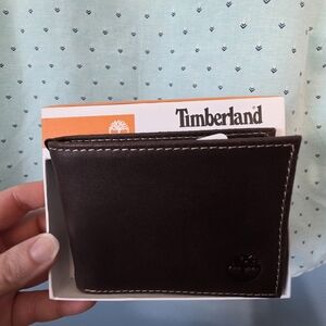 New Timberland Men's Dark Brown Leather Bi-Fold Wallet